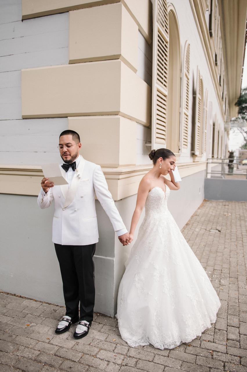 Novios Icona