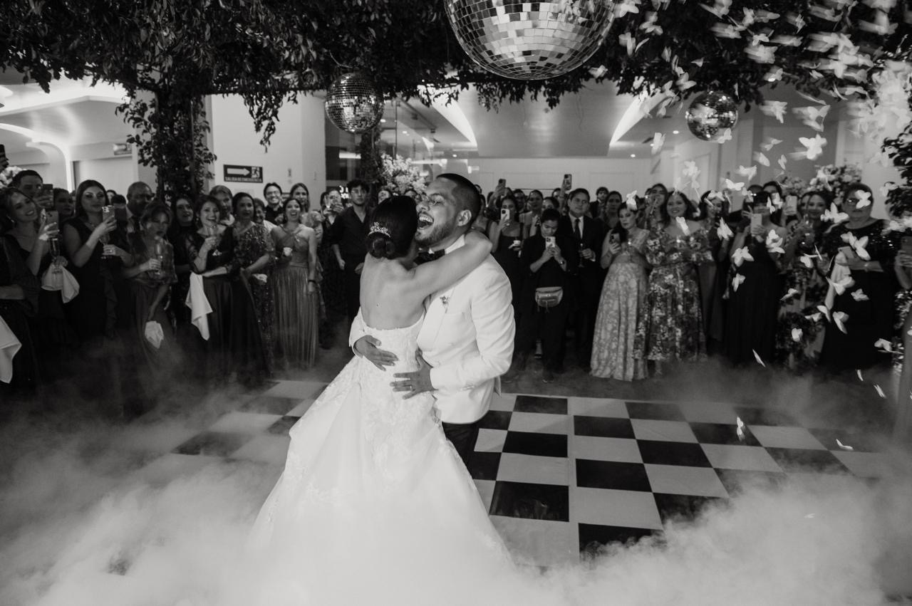 Novios Icona