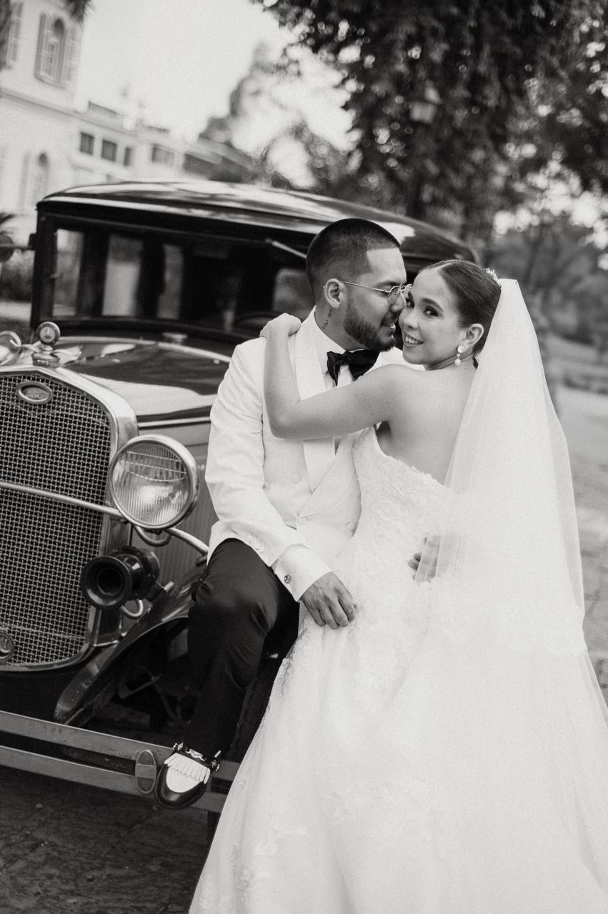 Novios Icona