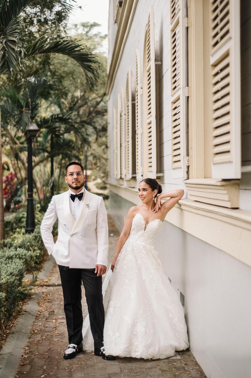 Novios Icona