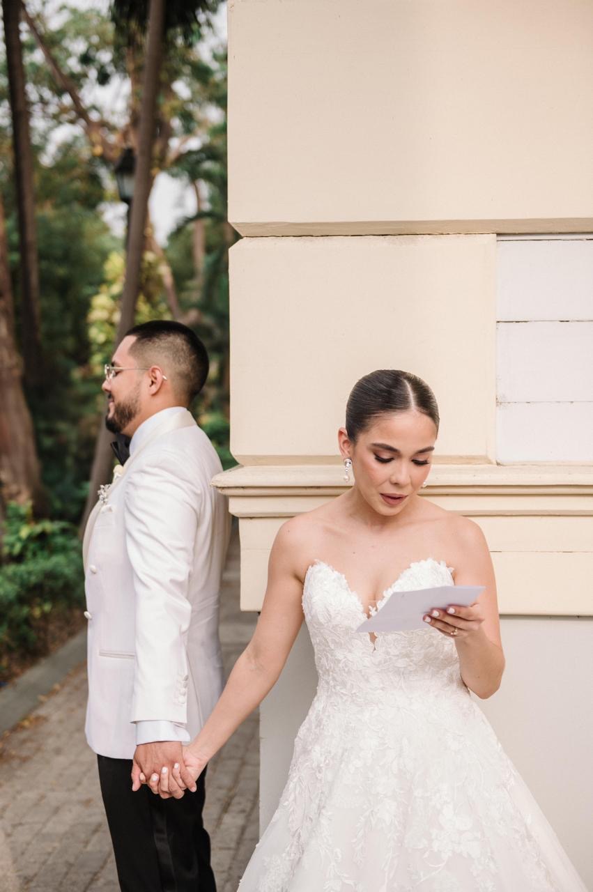 Novios Icona